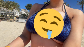 【動画】おっぱいがあまりにもエロい女さん(19)、見つかるwwwwwwwwwwの画像