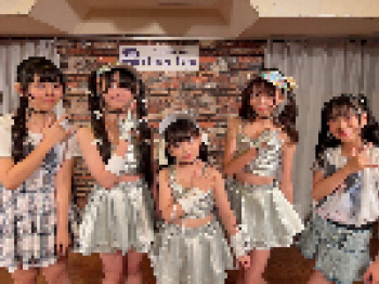 【アカン】８歳の地下アイドル爆誕「チェキ撮れるけど20時までです！」にオタク困惑…の画像