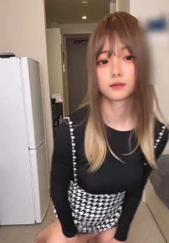 【動画】マジカワ美少女がちんこ触りながら自撮りしてるｗｗｗｗｗｗｗｗｗの画像