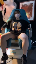 【動画】女子中学生、強制自動ま◯こくぱぁ機に座らされてしまうの画像