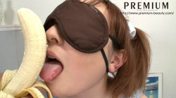 【画像あり】Ｇカップグラドルさん｢バナナかと思ったらチ〇コでした…｣の画像