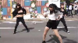 【動画】ダンスサークルの女子大生さん、おっぱいポ□リしても踊り続けるｗｗｗｗｗｗｗｗの画像