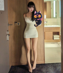 【画像】まんさん、股間を濡らしたエロ自撮りをSNSにあげるｗｗｗｗｗｗｗｗの画像