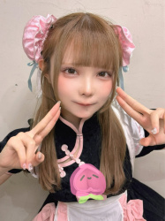 【動画】益若つばさを若くしたような可愛い女の子を見つけてしまうの画像