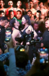 【動画】おっぱい格闘技大戦争が勃発ｗｗｗｗｗｗｗｗｗｗｗｗｗの画像