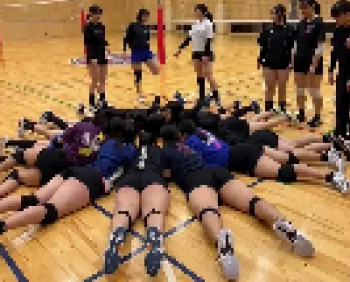 【画像】バレー部JKさん、ムチムチ博覧会を催してしまうｗｗｗｗｗｗｗｗの画像