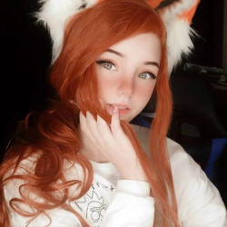 【画像】童顔陰キャのポーランドまんさん、おっぱいがビキニに収まらないｗｗｗｗｗｗｗｗｗの画像