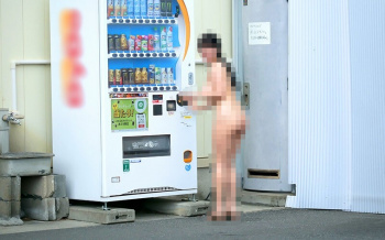 【画像】露出系のエロ動画ってエロすぎない！？の画像