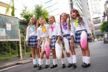 【画像】小学生ギャル集団、ガチで強そうWXWXWXXWXWXWXWXXWXWXWXWXの画像