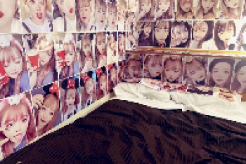 【画像】女子高生さん、SNSにエロ自撮りを載せた結果…の画像