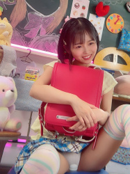 【画像】セクシー女優さん(19)、童顔□リ系を極めすぎてアウトｗｗｗｗｗｗｗｗｗｗの画像