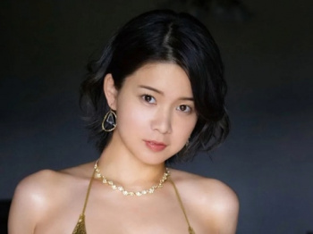 真田まことさん画像集82枚【水着】の画像