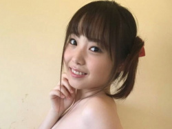 白瀬真奈さん画像集125枚【セミヌード】の画像