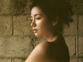 吉本多香美さん画像集127枚【ヌード】の画像