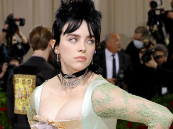 ビリー・アイリッシュさん画像集71枚【ヌード】の画像