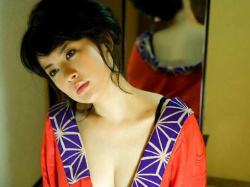 鈴木砂羽さん画像集124枚【ヌード】の画像