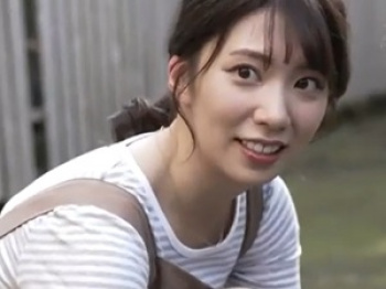 《山岸あや花/人妻NTR中出し》旦那の転勤で東京から田舎に越してきた奥さんはおっさんに寝取られたの画像