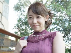 《白河花清/熟女人妻中出し》久しぶりに見る綺麗な母を前にして性欲は暴走し好き放題犯したの画像