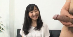 【若妻監修シコシコオナニー鑑賞会】「視線釘付け!?」個室でおしとやかな清楚系ジーンズ黒髪奥さんに魅せつけセンズリオナニーの画像