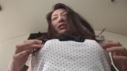 【美少女SEX動画】「あぁ、気持ちよすぎる!」ローションまみれで乳揉みされる絶世の美女の催告級のデカ乳!の画像