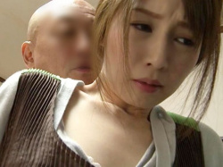 ［泥不貞/美麗ママ、エロ動画］嫌～お父さま触らないで！スレンダー奥様がトチ狂った海坊主の鬼ピスで痙攣逝きしちまうエロ動画WWWWWの画像