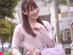 ［中出しナンパ/産後母親］きゃぁ直穿き~聖水出ちゃう！凄テク手マン責めされたムッチリ主婦が注入欲しがるエロ動画WWWWWWWWの画像