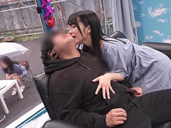 [生ハメ×美女]〖男の潮吹き×カップル〗圧巻の技巧！美人お姉さんすごテクで肉棒刺激して膣パコでハメまくりｗｗｗの画像