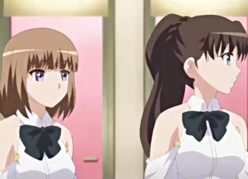 【便所エッチ】男性教師×女子生徒！密室での生モノ接続中に女子が乱入してくるアクシデントの画像