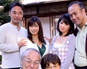 夫婦交換!熟年不仲夫婦がパートナーを変えて何度もスワッピング…の画像