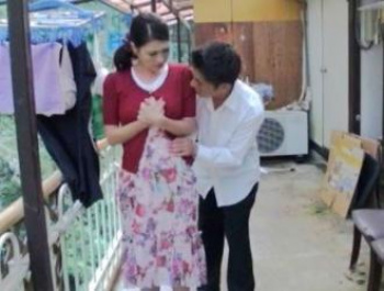 【四十路の性欲】夫のDVで傷ついた心身を癒してくれるのは息子のチンチンです～の画像