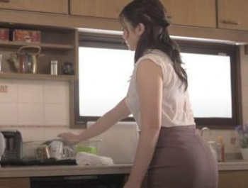 【木下凛々子】肉感的なムチムチBODYで巨乳巨尻で色気もマックスな人妻の不倫～熟女動画～の画像