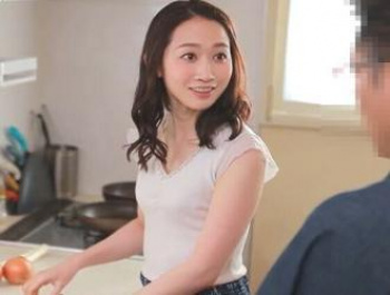 焦らされた美熟女～欲しくても挿入してもらえない膣はマン汁が駄々洩れ～水戸かな動画～の画像