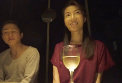 【人妻ナンパ】「離婚してからご無沙汰で…♡」スレンダー美乳おっぱいの四十路・素人美魔女・美熟女おばさんが若い男にガチで発情!の画像