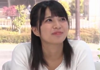 【NTR×清楚OL】「イヤなのに感じちゃうっ♡」今彼が見てるのも知らず元彼に中出しされ、精液を膣に注がれたまま戻る美女！の画像