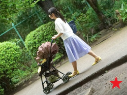 【爆】 ベビーカーを引く人妻をレイプ！産後処女を奪われ長時間アクメで痙攣が止まらない！の画像