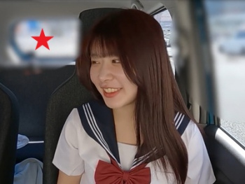【素人】 女子穴希望のJKかすみちゃん。綺麗な乳首のおっさんとカーセックス！の画像