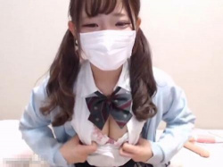 【ライブチャット】「イキそう？いっぱいシコシコしてあげるwチン○ンいっぱいお汁溢れてるよ？」制服ビッチ美少女！の画像