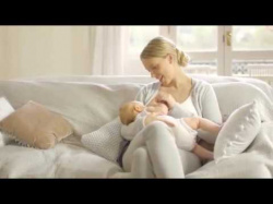 【youtube】白人美人の授乳 乳首がきれいの画像