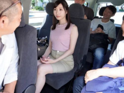 【鷲見すみれ】中途採用された会社でスレンダーで可憐なルックスの美人妻が集団肉便器調教SEXされる！の画像