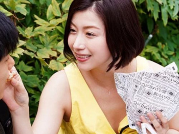 【加藤ツバキ】お客の中でも一番のセクシー美熟女に筆おろししてもらったの画像