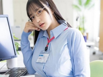 ボタンがはち切れそうな爆乳メガネ美女に泡洗体してもらう！恋渕ももなの画像