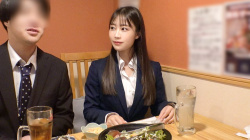 美少女系の新入り後輩OL・・・制服のまま誘惑をされて敏感になり潮吹き&ハメが止まらないの画像