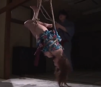【弥生みづき】縛られて芸術ともいえる裸体！丁寧に愛撫されていく！！の画像