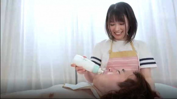 【おむつ】エッチな保母さんにオムツ交換されて赤ちゃんプレイ！【エロ動画おすすめ】ひかり唯の画像