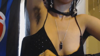 わき毛わっさーの乳輪デカ女がライブ配信していて興奮が止まらないｗｗｗの画像
