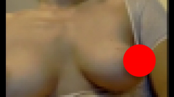 搾乳機で乳首を吸わせ過ぎた女の乳首がｗｗｗヤバイｗｗｗの画像