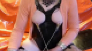 セルフSMプレイを配信している・・・多分、おばあちゃんｗｗｗの画像