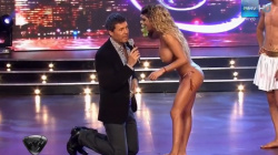 海外のテレビ番組ってここまでエロい事ができるなんて羨ましいｗｗｗの画像