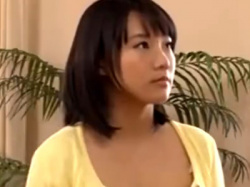 巨根膣奥中出しファックに痙攣イキする巨乳娘の画像