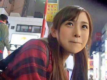 東北からガラガラ引いて上京しカフェを探してた神待ちJKをナンパ円光の画像
